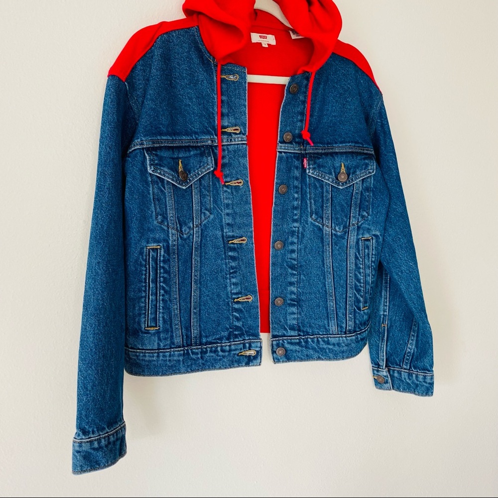 LEVI'S  Hooded Boyfriend Trucker Denim Jacket - Picture 6 of 8